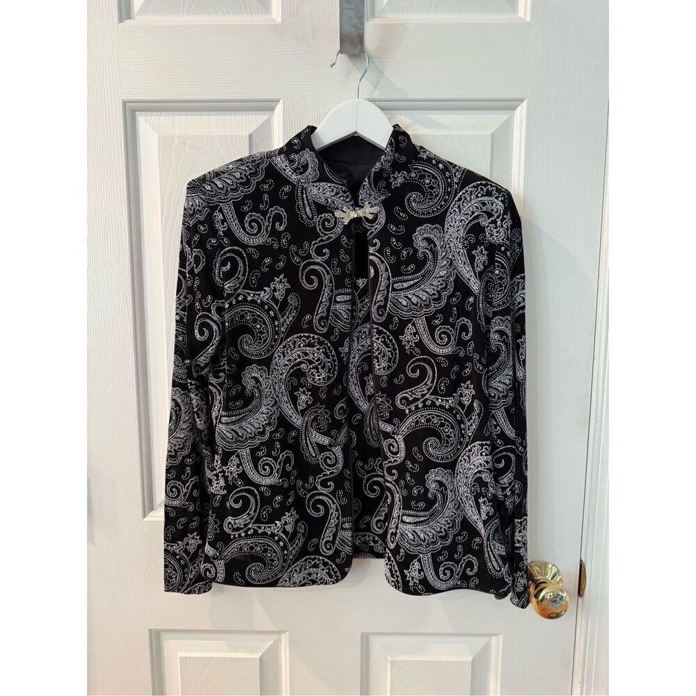 XScape Black & Silver Glitter Crystal Clasp Twin Set sz M EUC